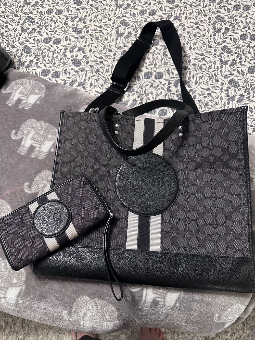 Coach tote with matching wallet